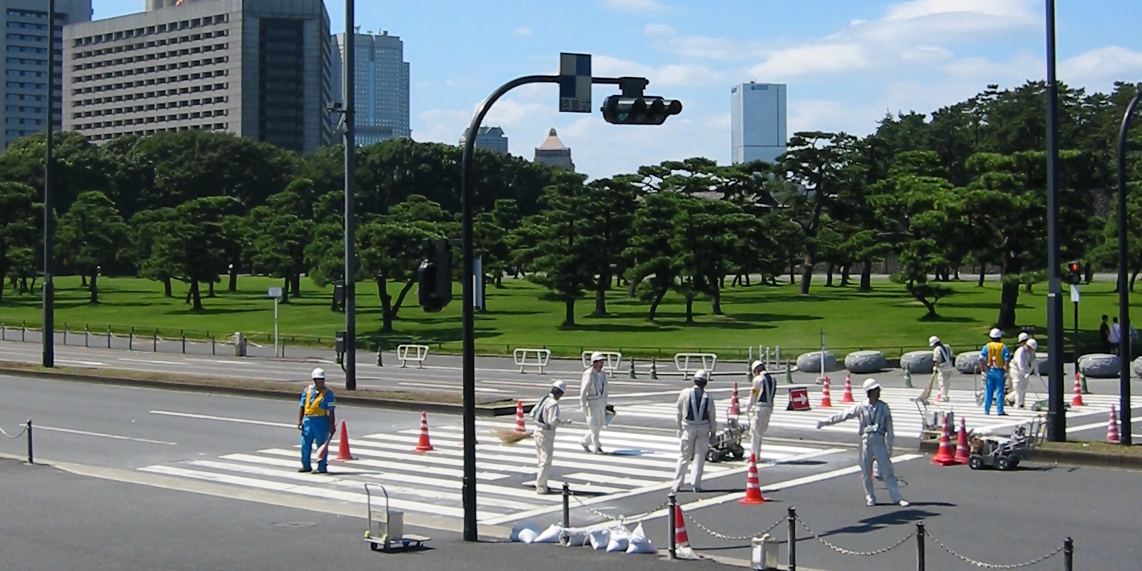 三和工営株式会社　道路区画線工事